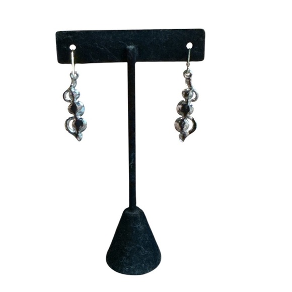 3/$20 Elegant Silver and Blue Dangle Pierced Earrings “you pick 3” - Picture 4 of 7